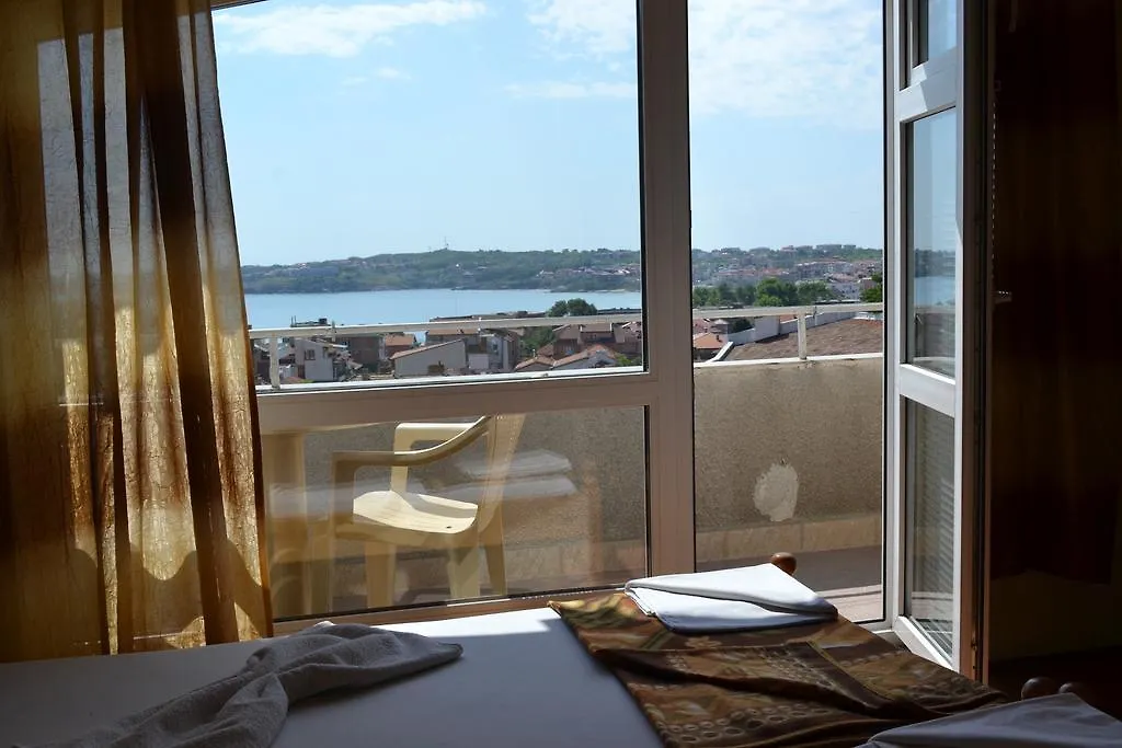 Guest House Petrovi Sozopol 3*,  Bulgaria